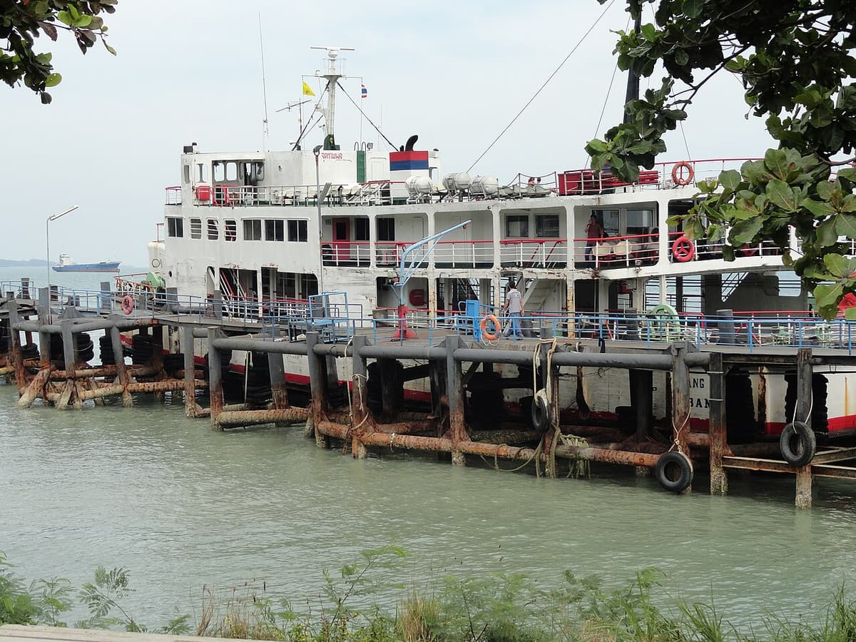 A car ferry at Donsak Pier, the mainland port for Koh Samui